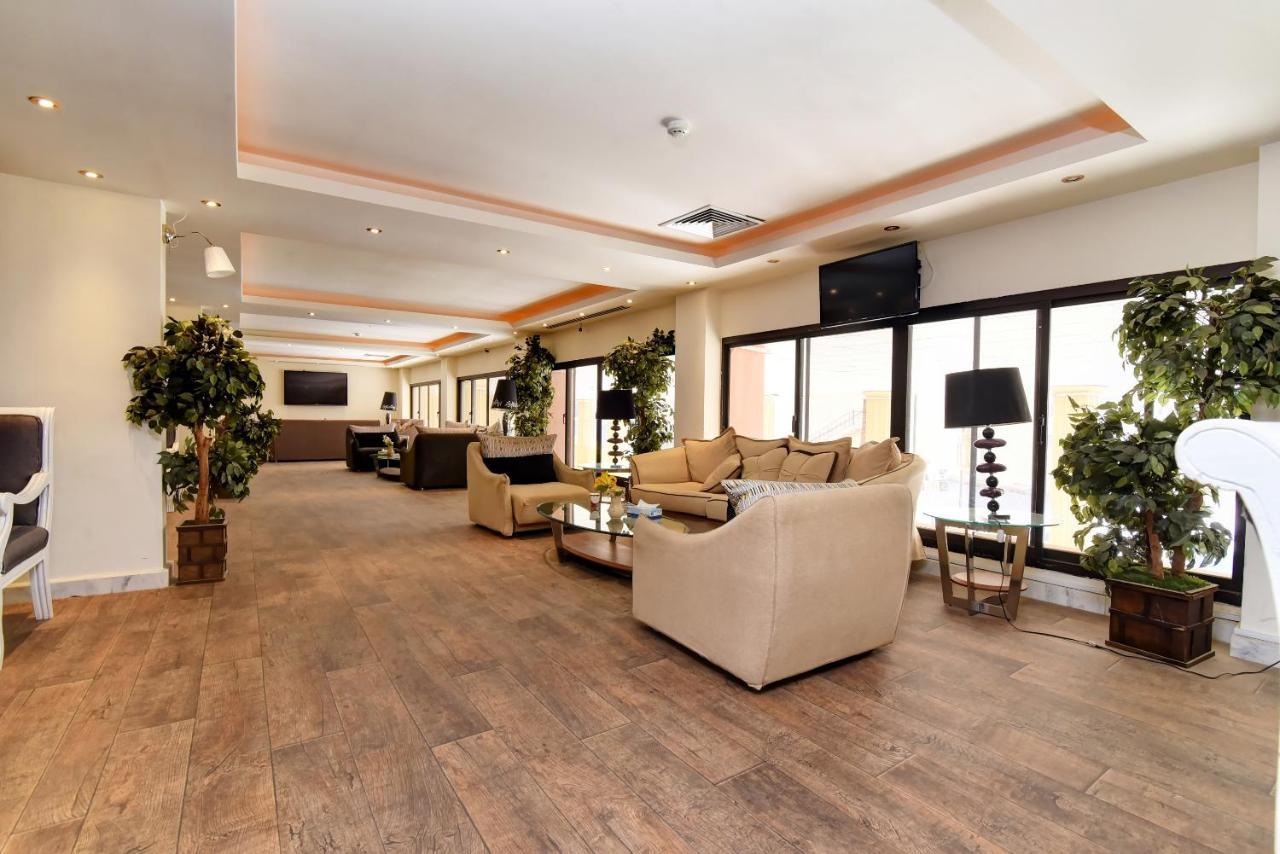 Capital O 419 Al Safeer Hotel Ar Riyad Esterno foto